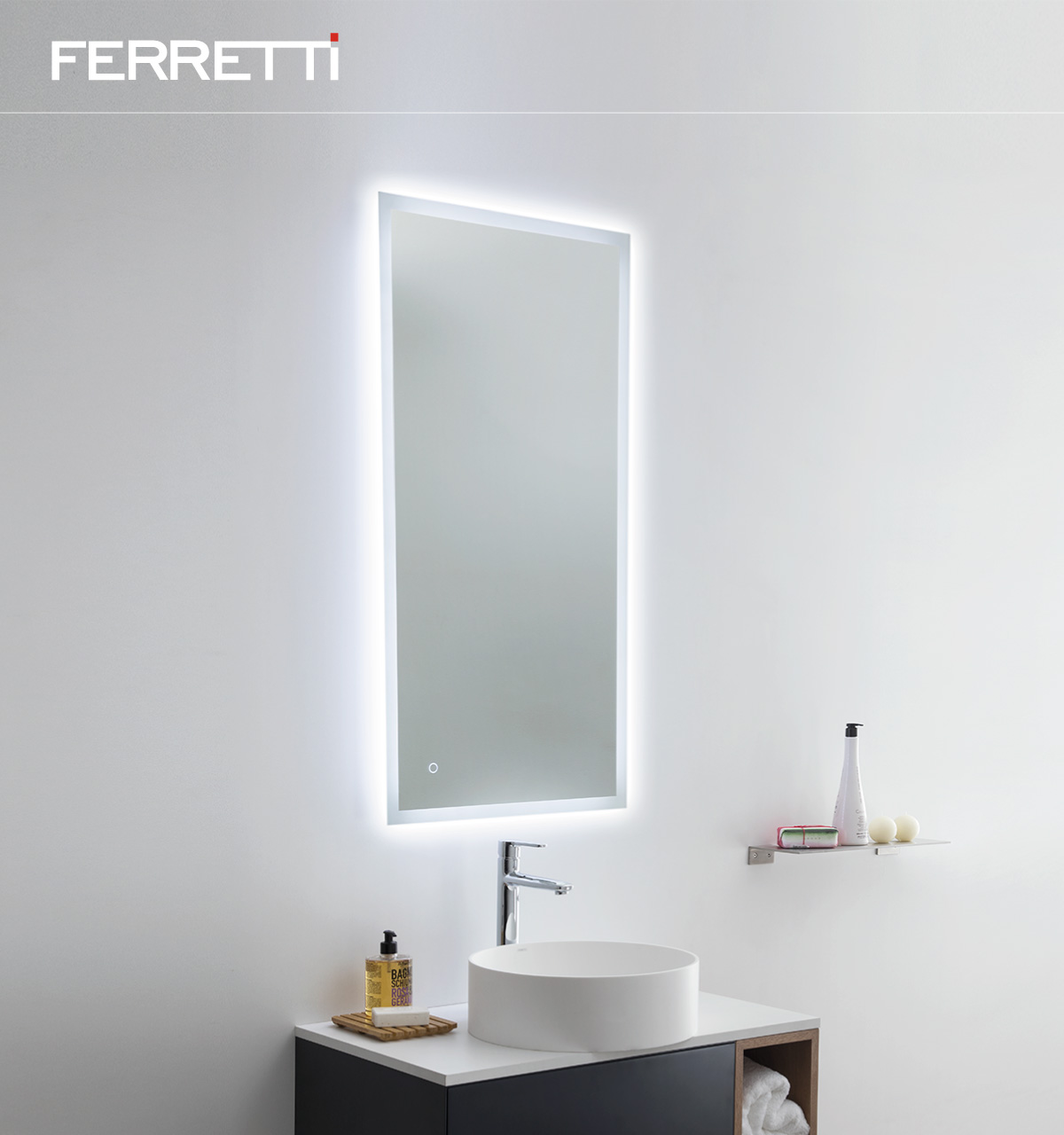 Espejo Qbix con luz led de color blanco con encendido touch - Ferretti