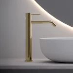 Grifería Holland Max Monocomando Lavatorio Alto al Mueble Gold Ferretti Plus